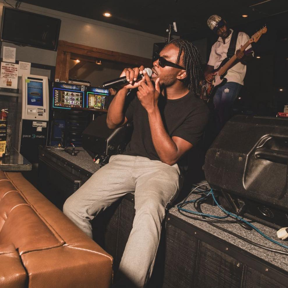 Jetcapriest performing live